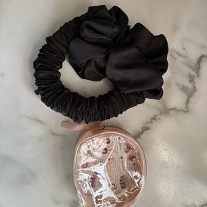 Sleepy Tie size large